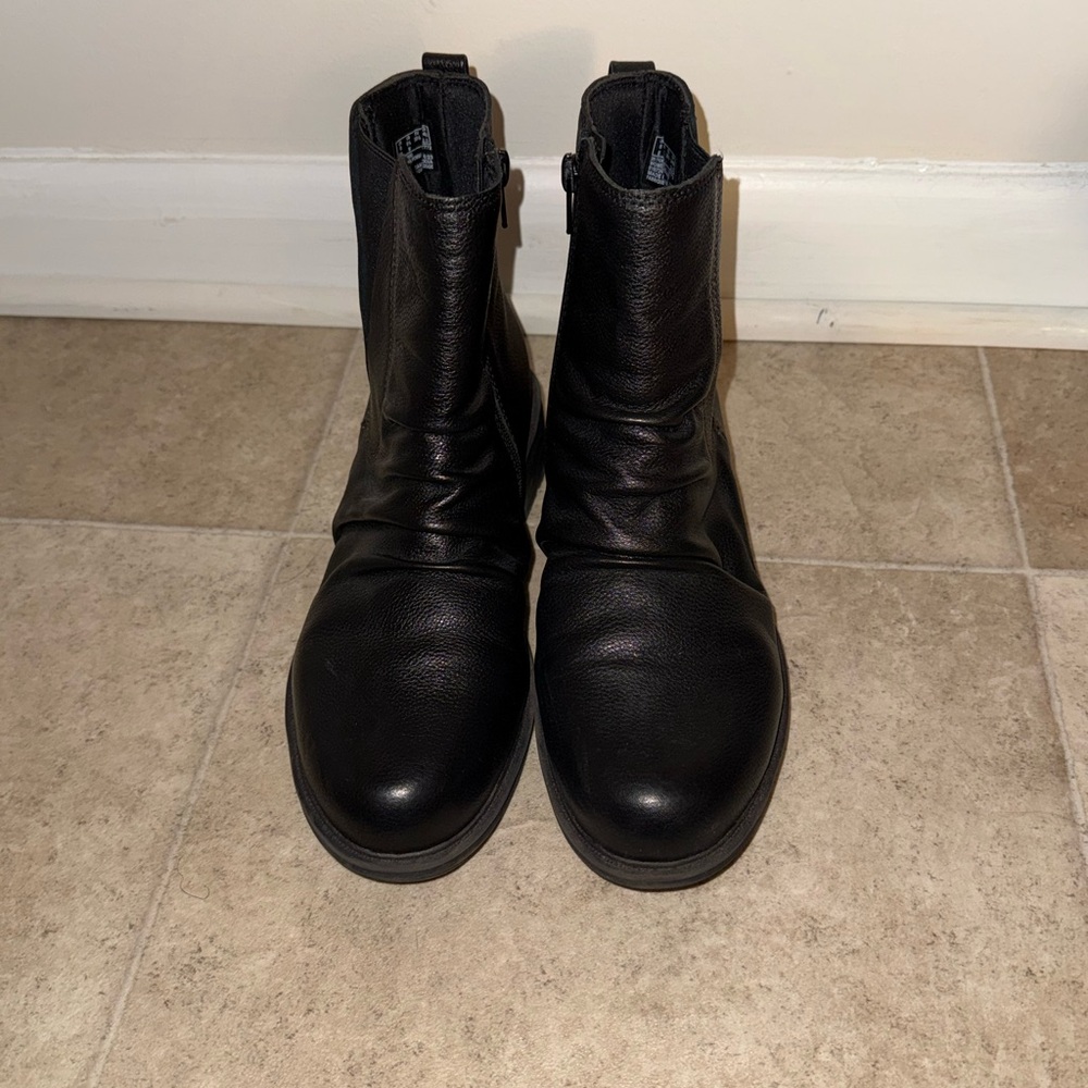 Women’s Brown Leather Boots
